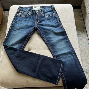 ARIAT Jeans